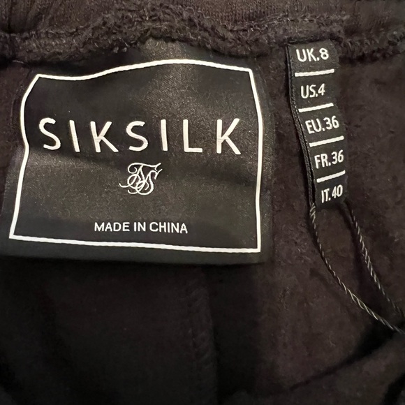 SIKSILK Follow the Movement Jogger Set - Picture 9 of 10